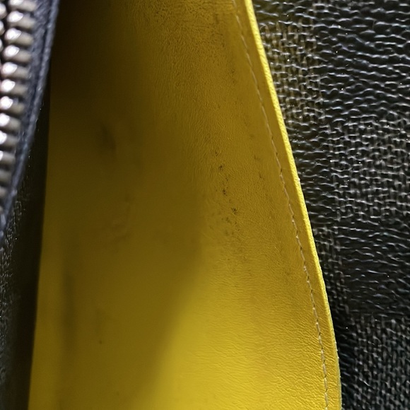 Louis Vuitton Brazza Damier Graphite Yellow Stripe Wallet- FLAWED GEM - Picture 11 of 13